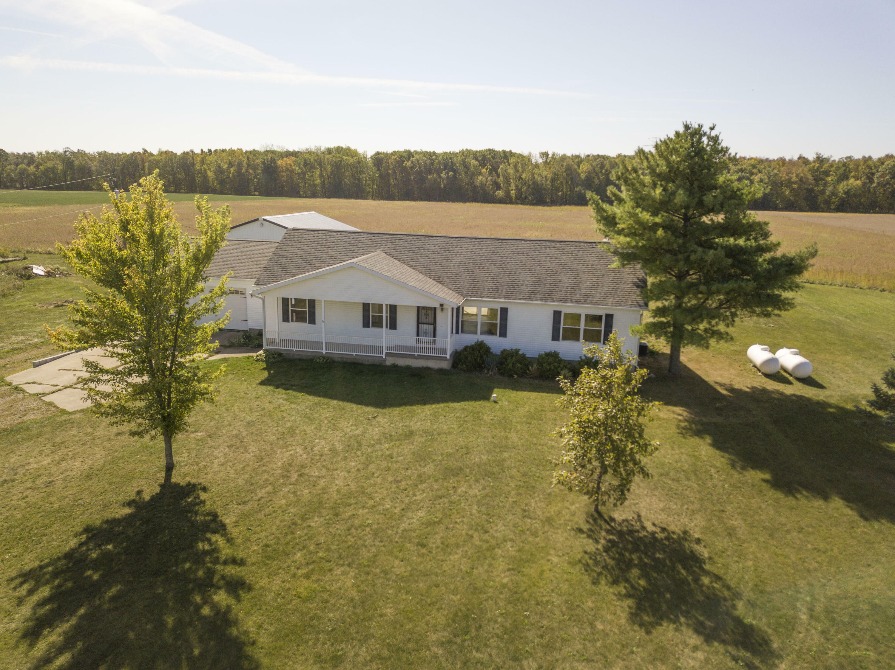 Property Photo:  13521 Broom Road  MI 49288 