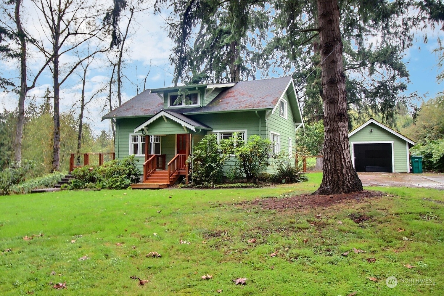 Property Photo:  16707  Butler Road  WA 98290 