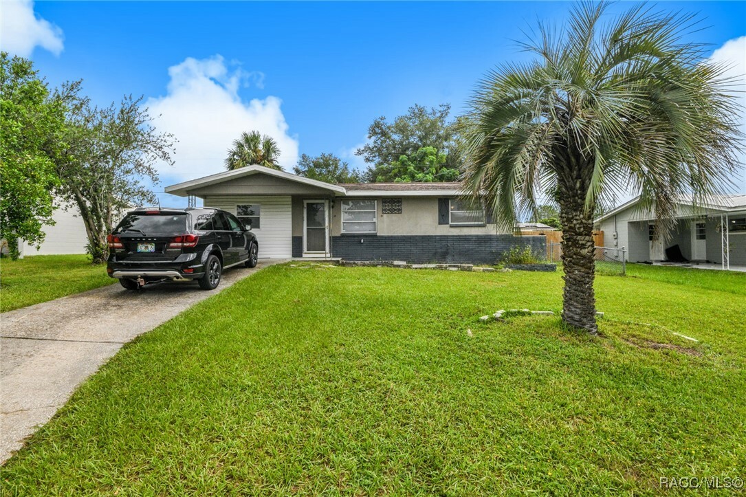 Property Photo:  9 Polk Street  FL 34465 