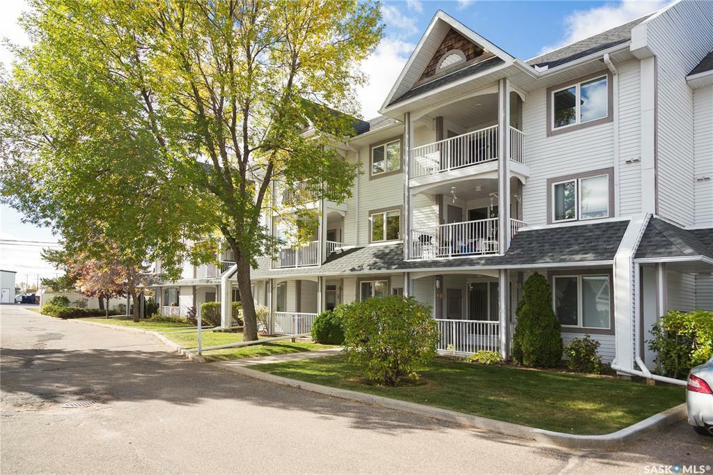 Photo de la propriété:  3590 4th Avenue W 210  SK S6V 8B4 