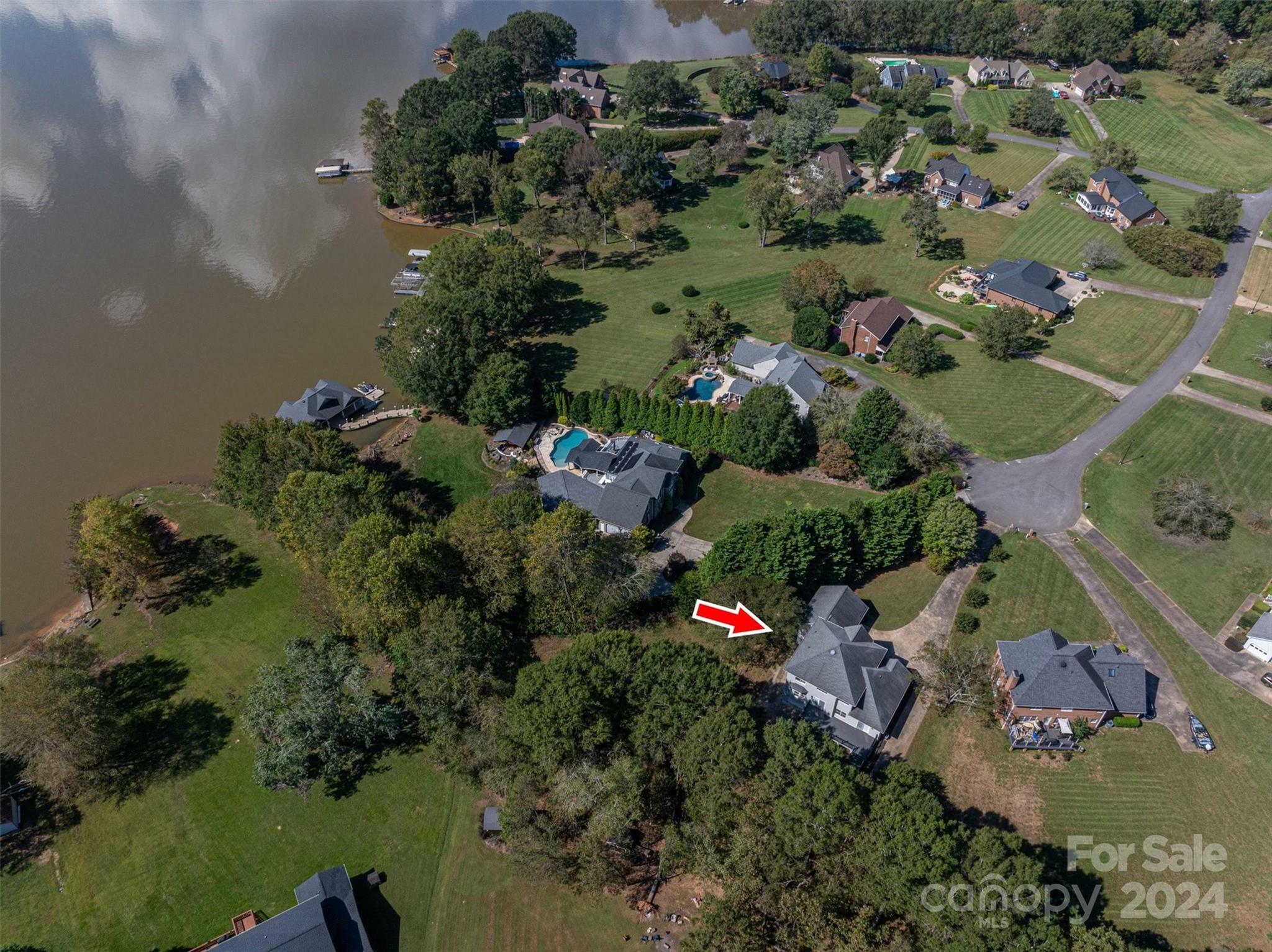 Property Photo:  160 Oak Point Drive  NC 28086 