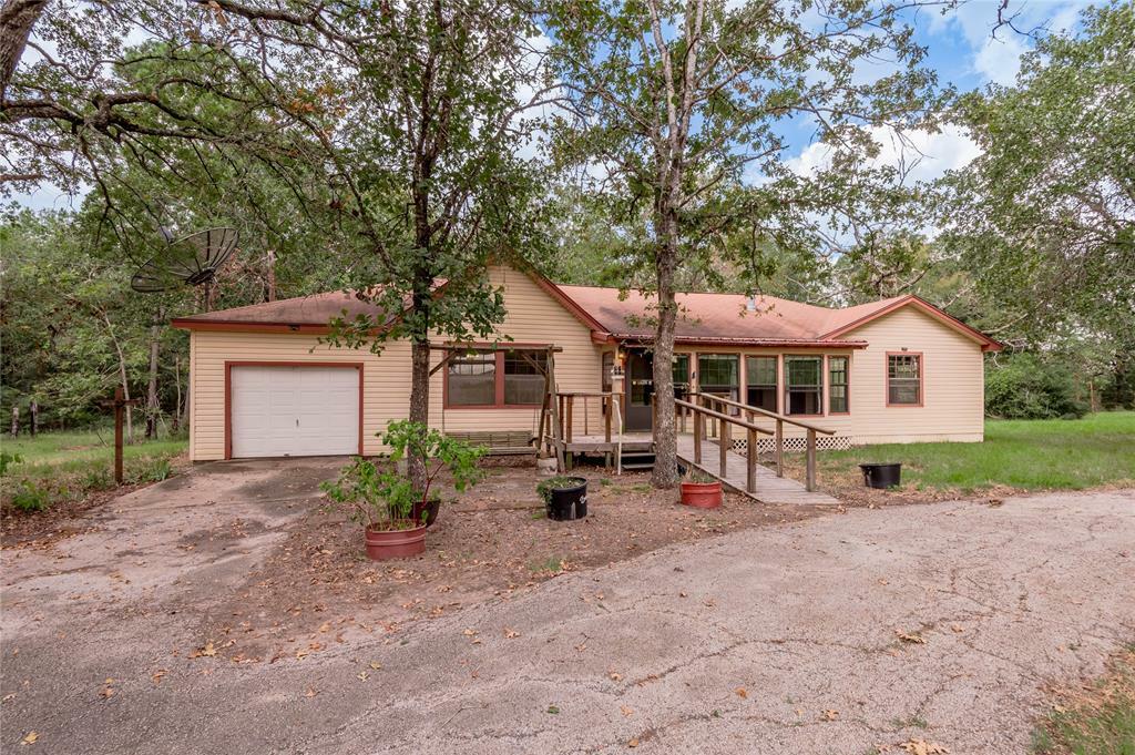 Property Photo:  200 Old Johnson Farm Road  TX 75862 