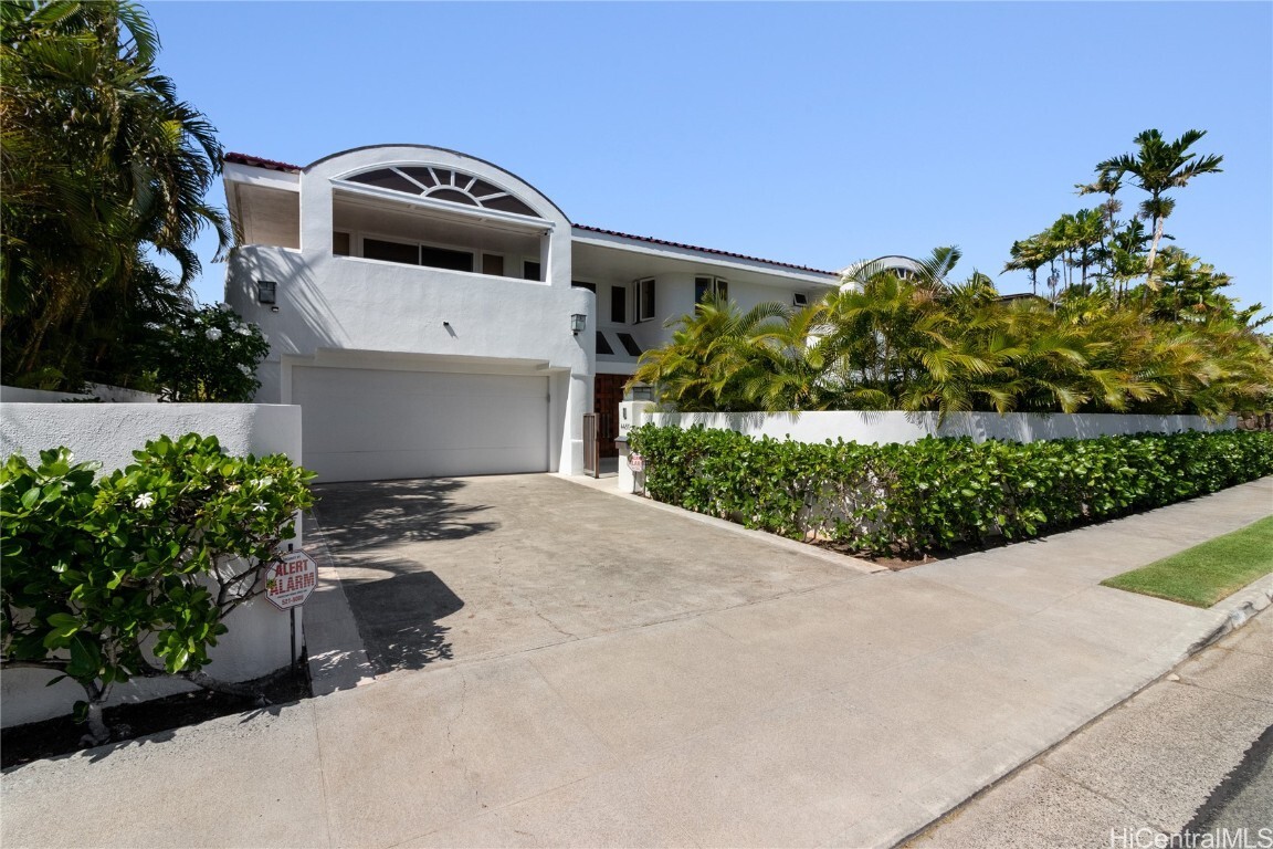 Property Photo: 4450 Kolohala Street HI 96816