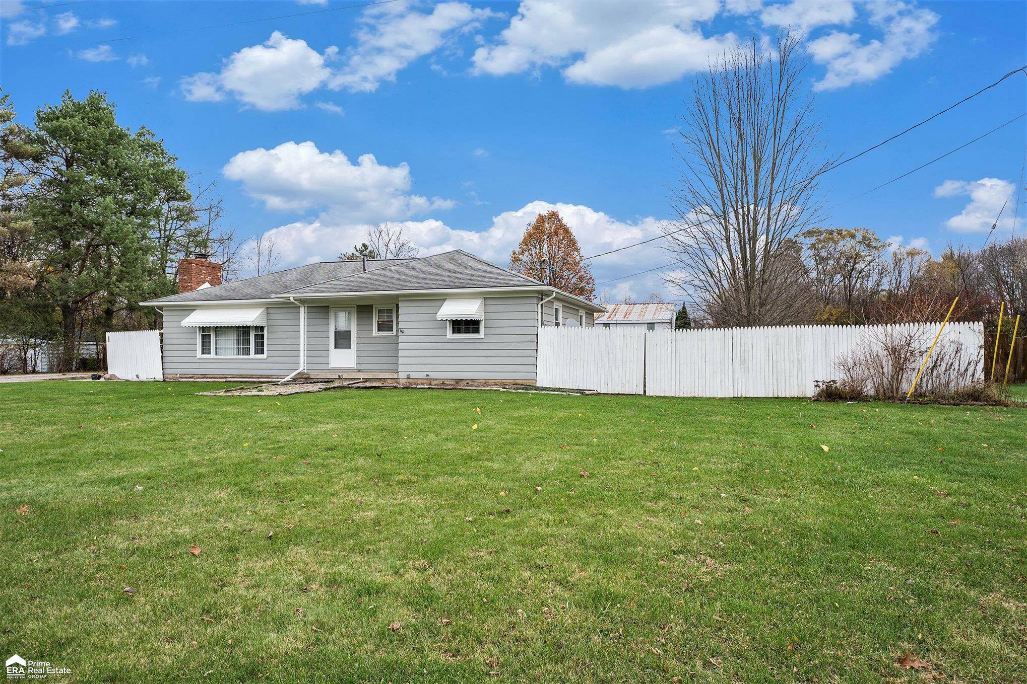 Property Photo:  4186 N Center Road  MI 48506 