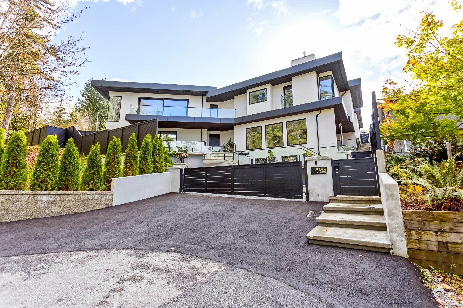 Property Photo: 5188 Harbour View Road BC V5B 1C9