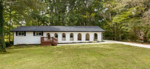 1019 Crestwood Lane  Stone Mountain GA 30087 photo