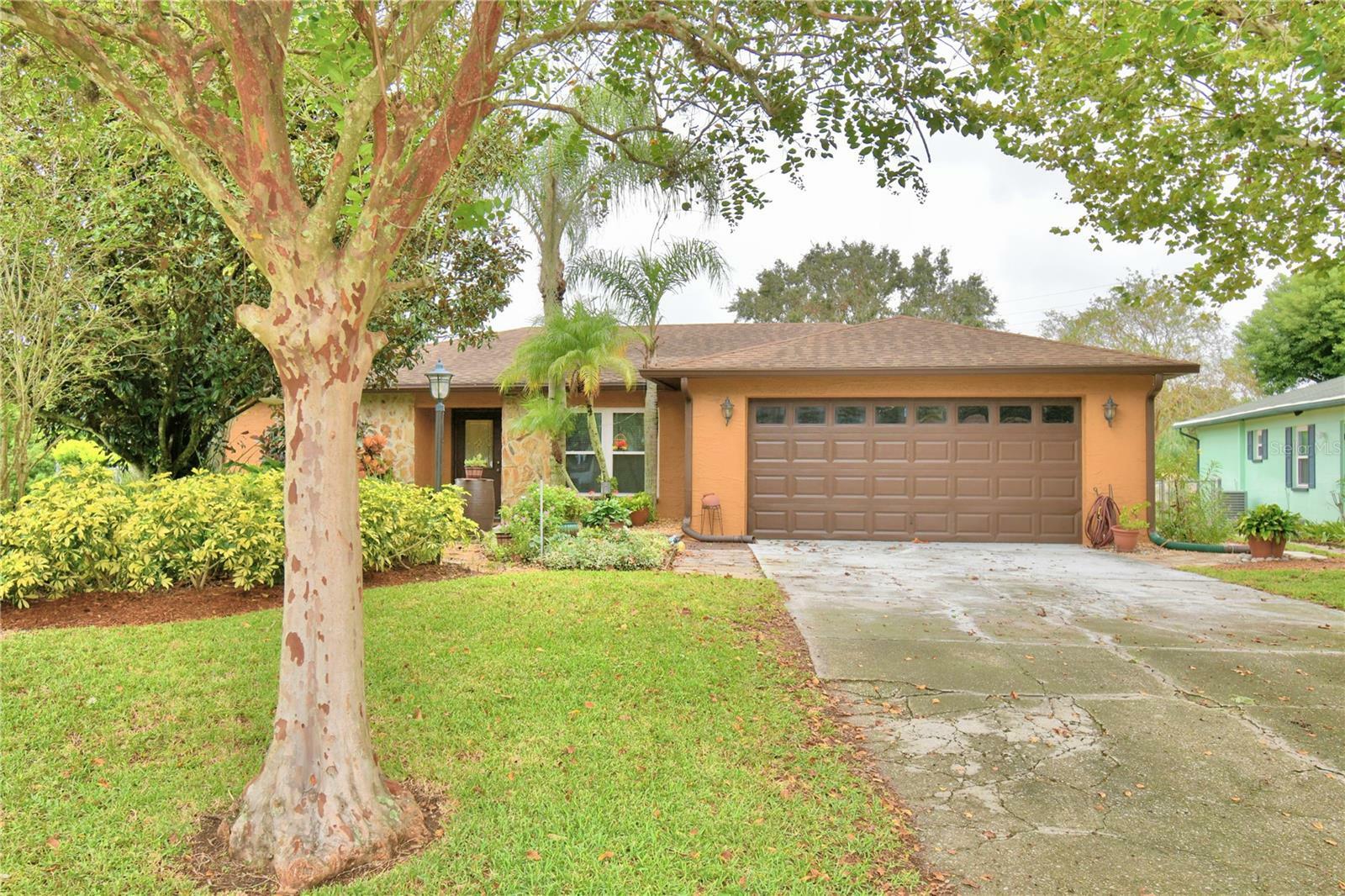 Property Photo:  3142 Valley High Drive  FL 33812 