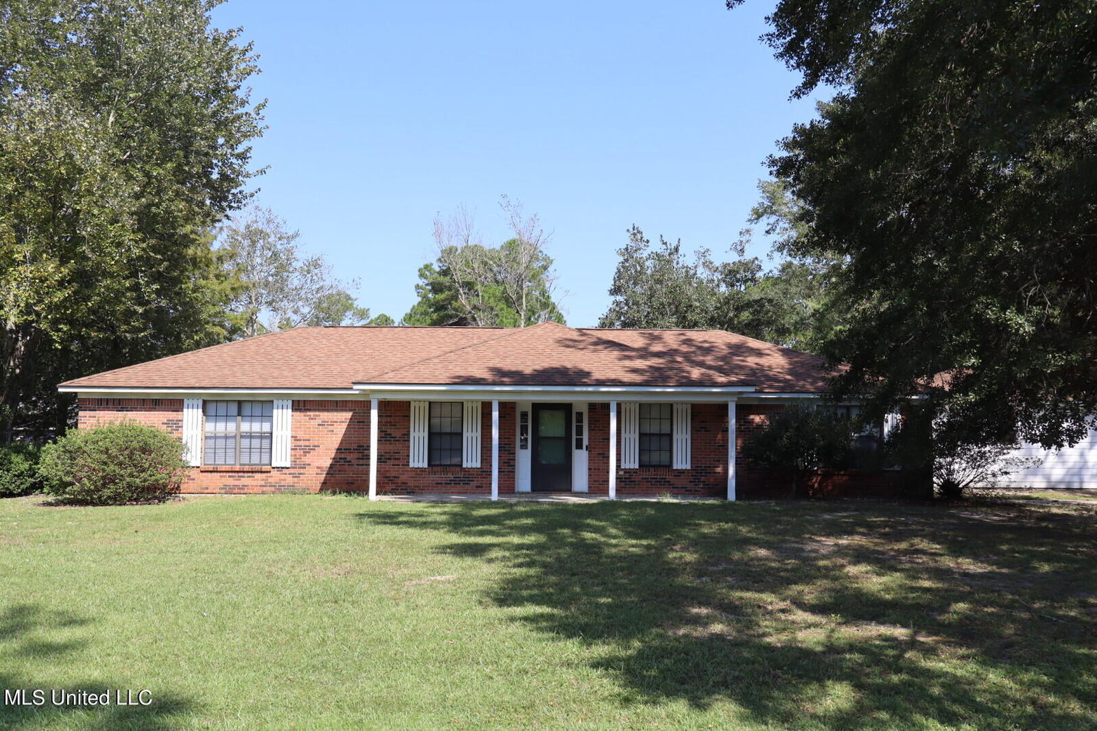 Property Photo: 1716 Stillwater Drive MS 39553