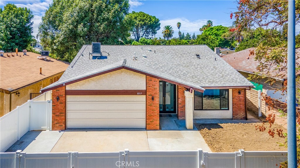 Property Photo:  8517 Geyser Avenue  CA 91324 