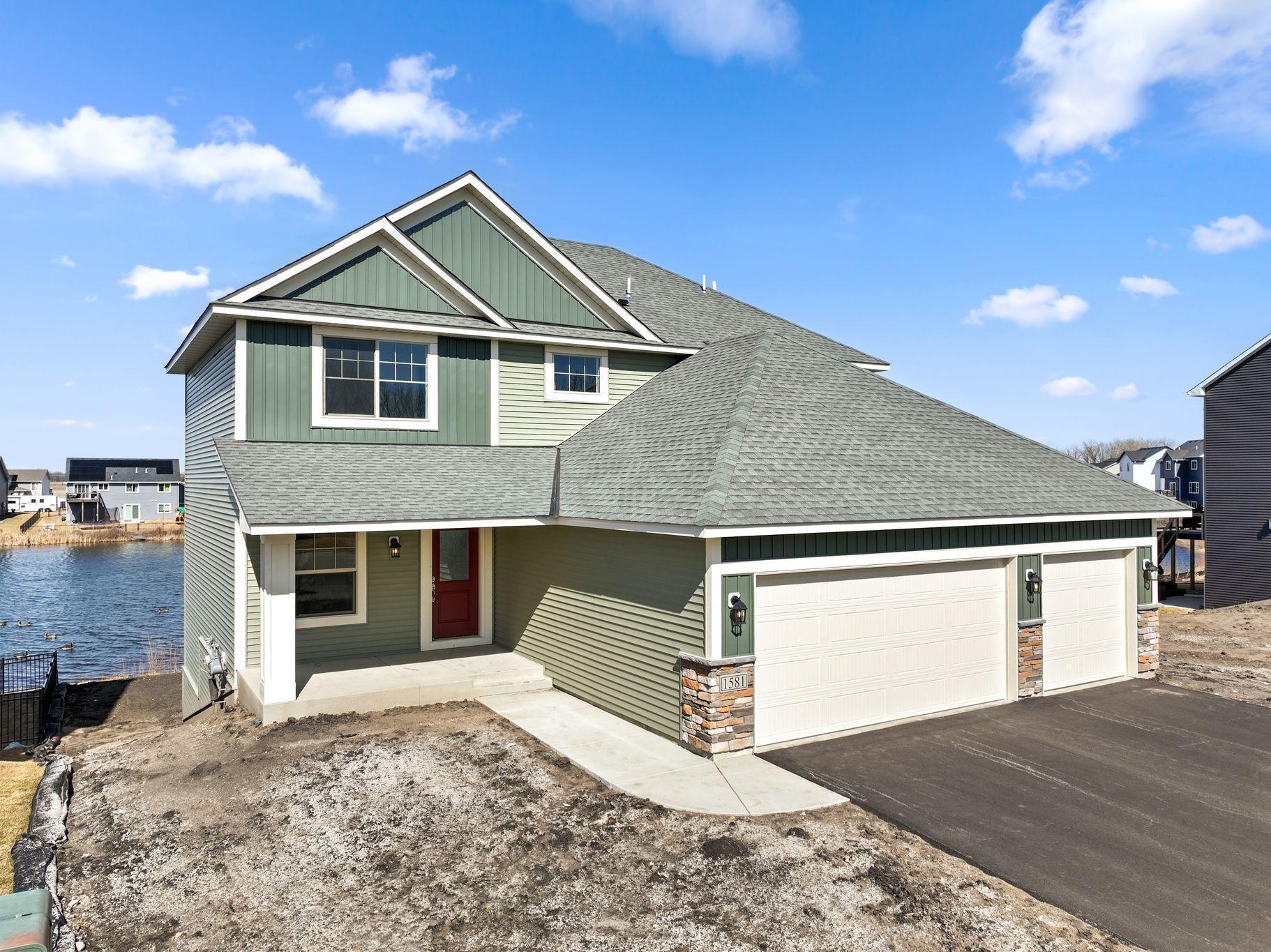 Property Photo: 1581 Spruce Street MN 55024