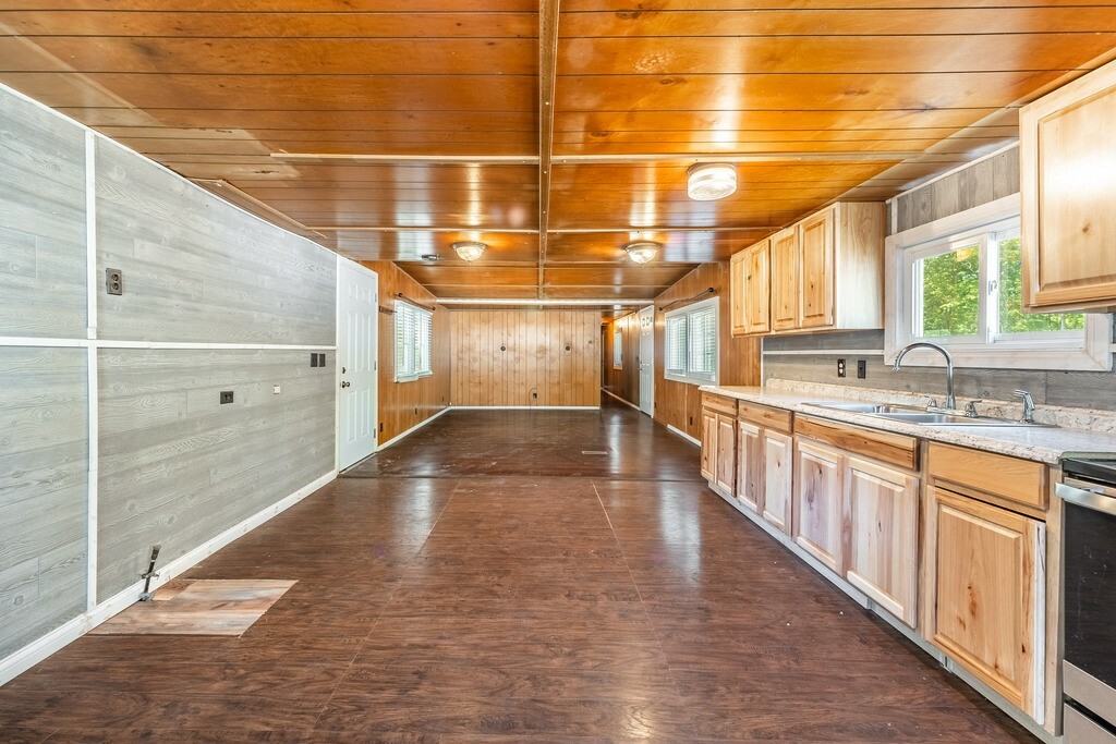 Property Photo:  13907 Elkhorn Road  AR 72732 