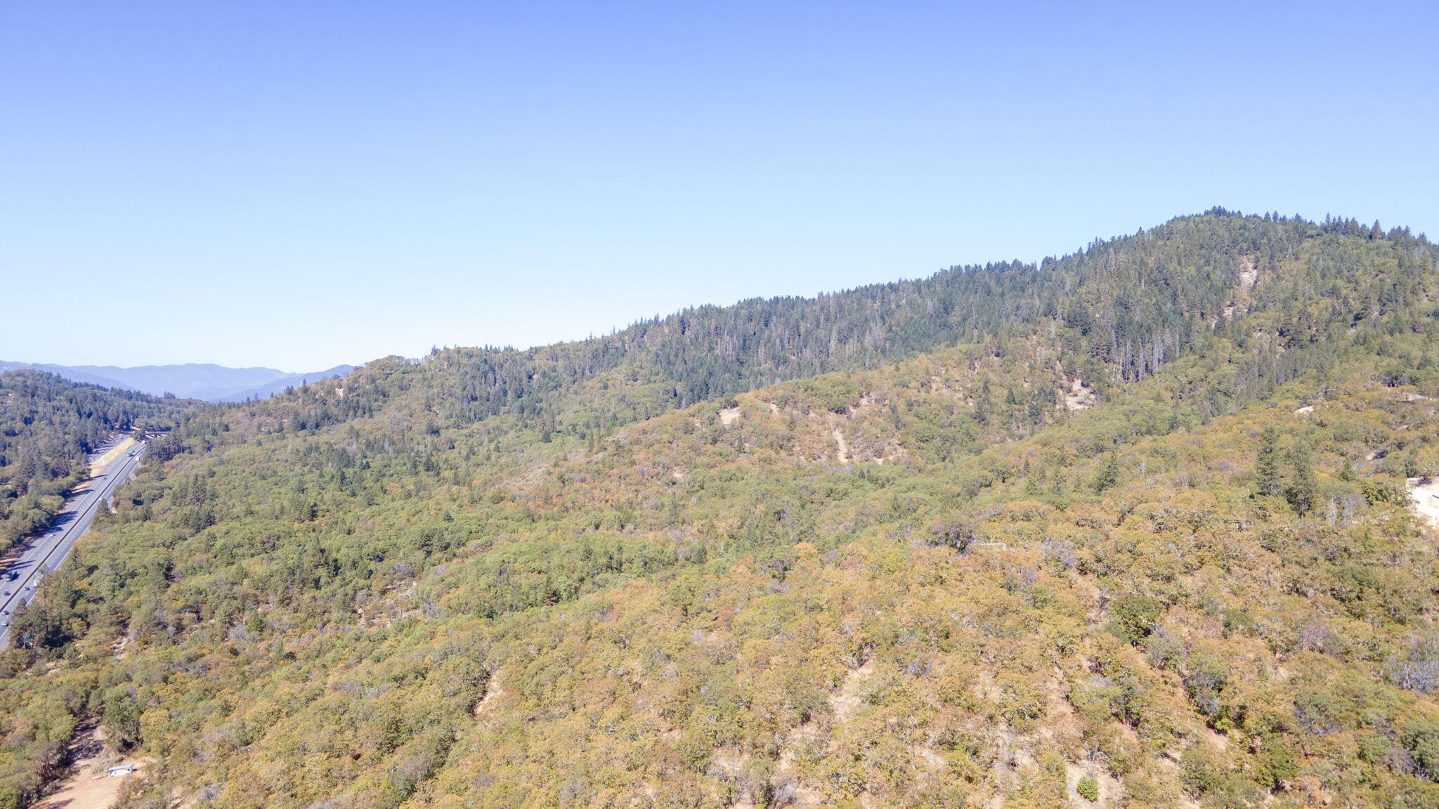 Property Photo: 850 NW Scenic Drive OR 97526