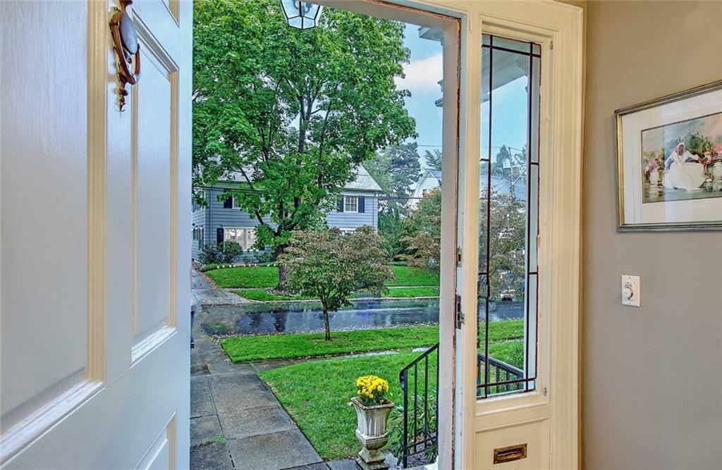 Property Photo:  126 Laurel Avenue  RI 02906 