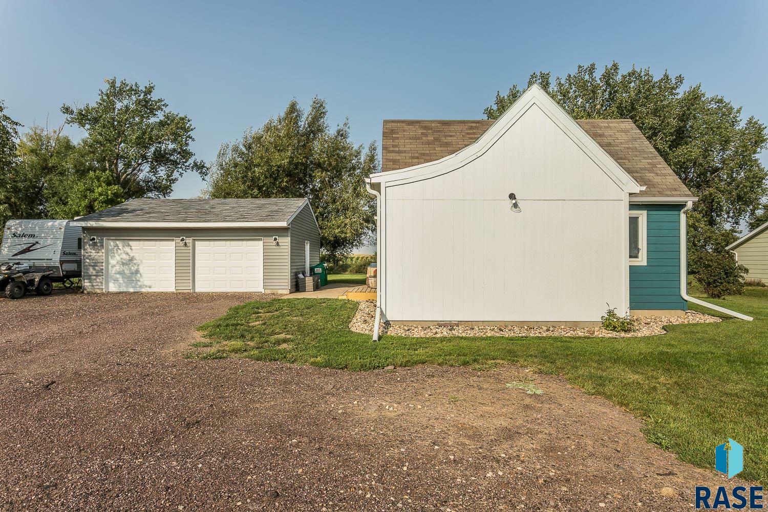 Property Photo:  27273 469th Ave  SD 57064 