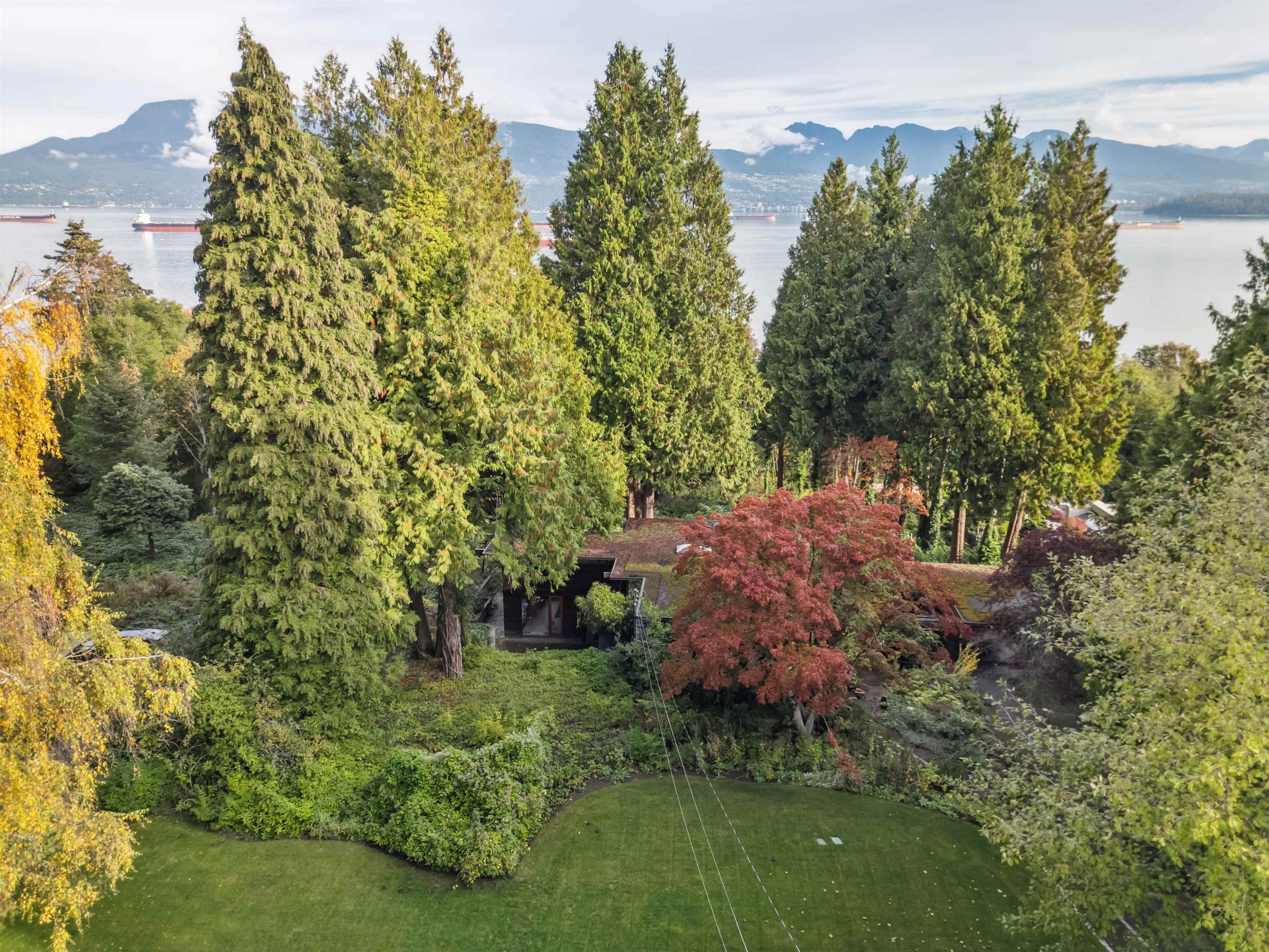 Property Photo: 4755 Belmont Avenue BC V6T 1A8