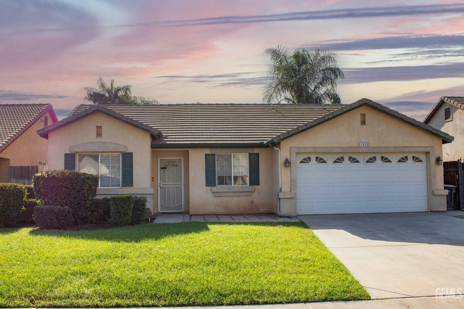 Property Photo:  11515 Trinity Park Way  CA 93311 