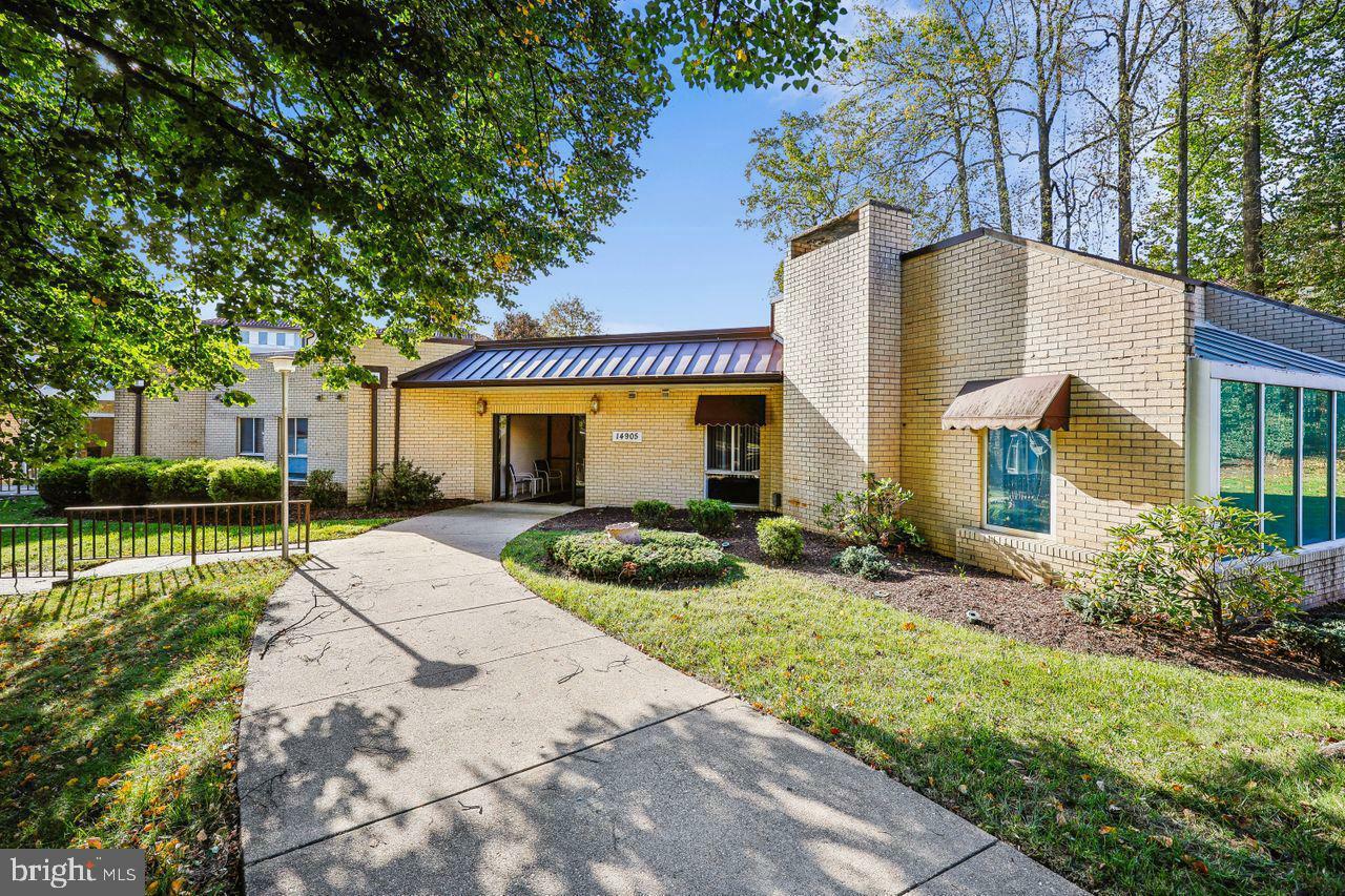 Property Photo:  14905 Pennfield Circle 2D  MD 20906 