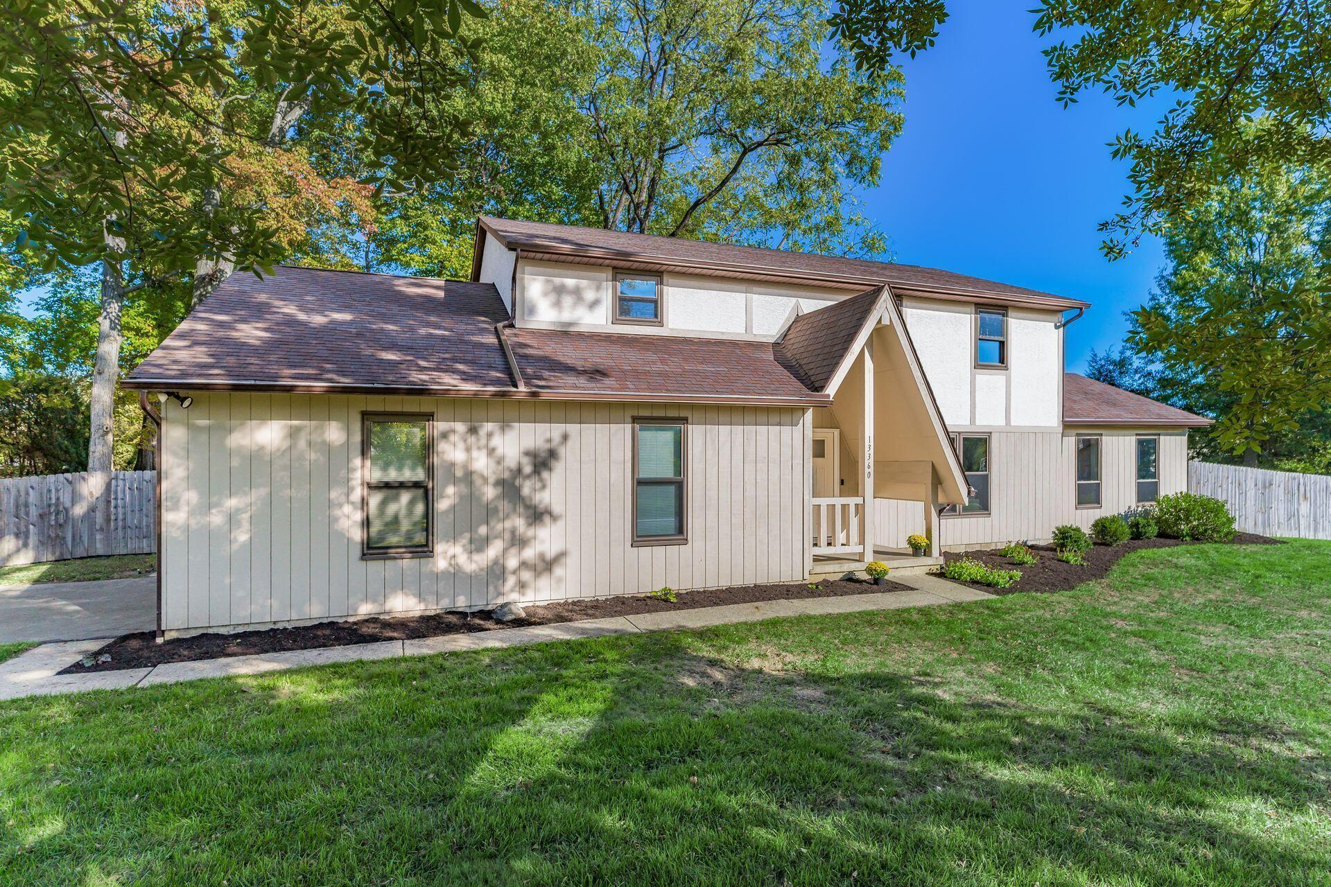 Property Photo:  13360 Rustic Drive  OH 43147 