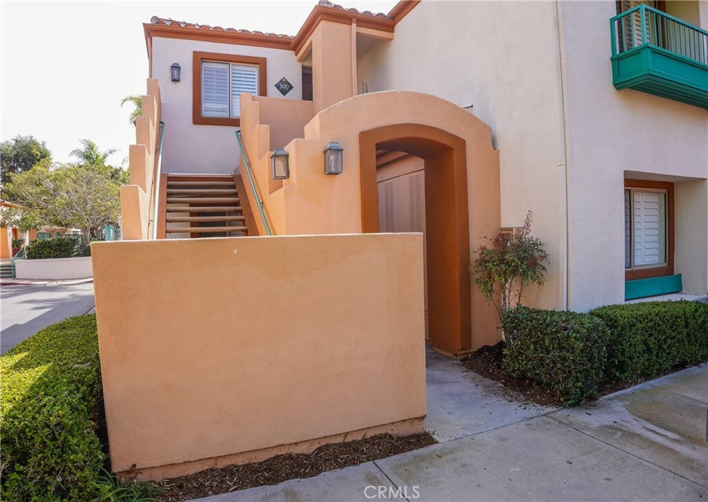 Property Photo:  298 Villa Point Drive  CA 92660 