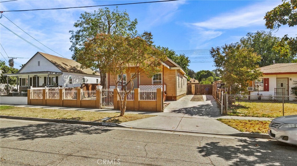 Property Photo:  2158 11th Street  CA 92507 