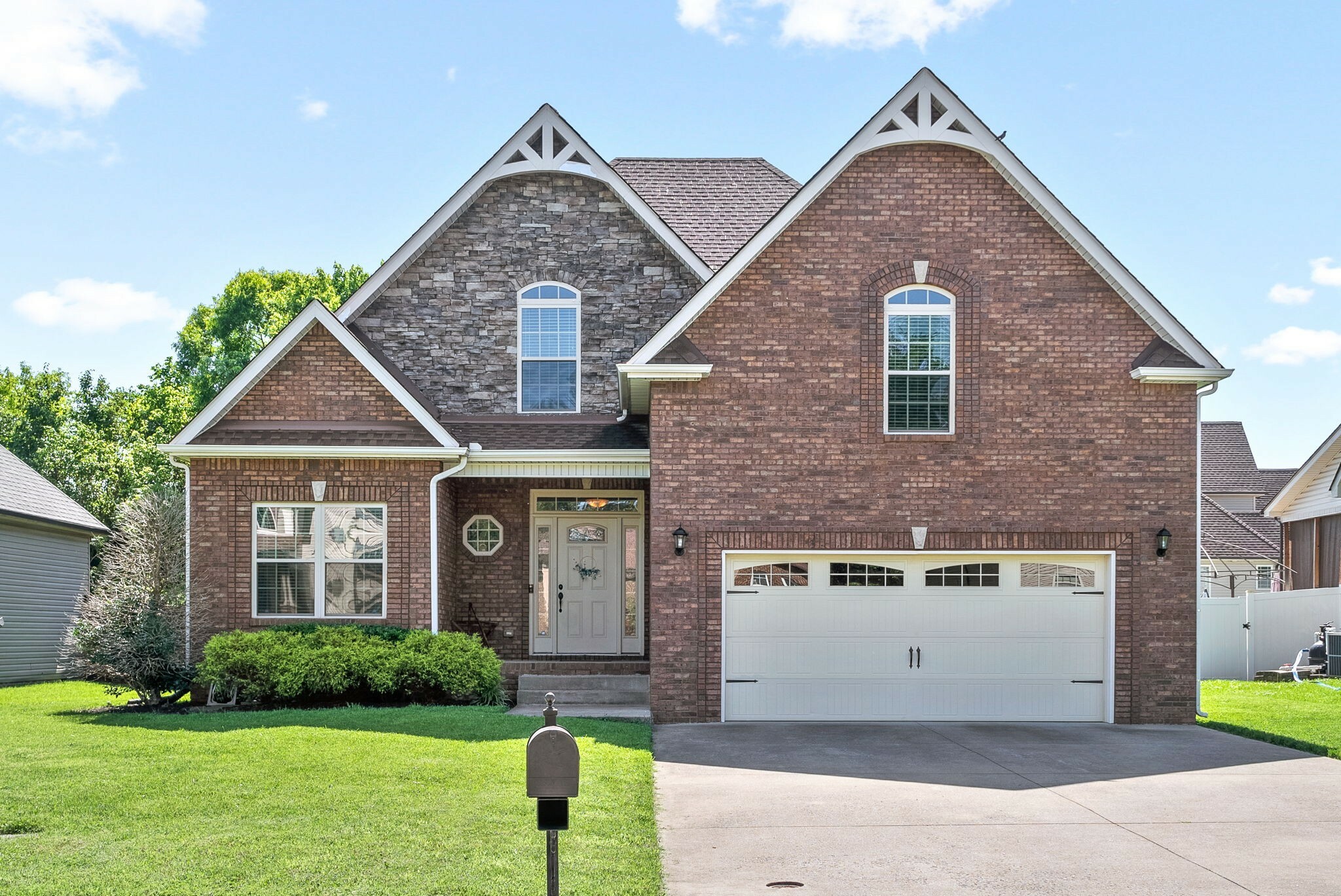 Property Photo: 2233 Ellington Gait Dr TN 37043