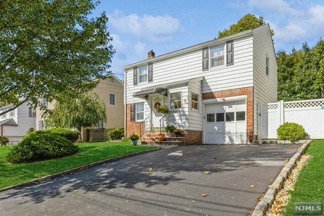 Property Photo:  18 Hillside Avenue  NJ 07009 