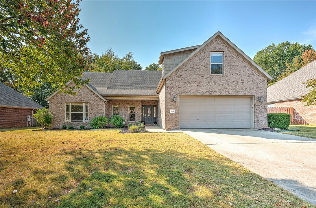 Property Photo:  1449 Lexington Circle  AR 72762 