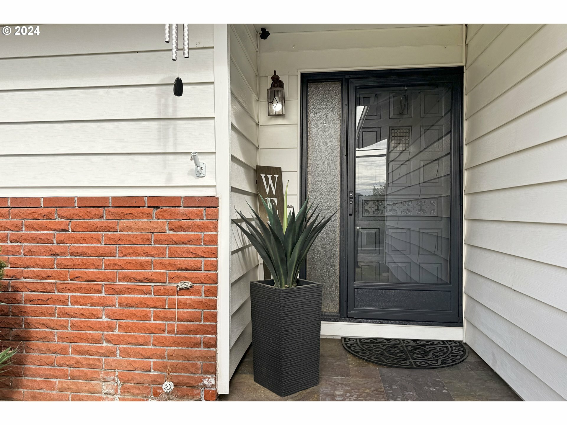 Property Photo: 15318 SE Oatfield Rd OR 97267
