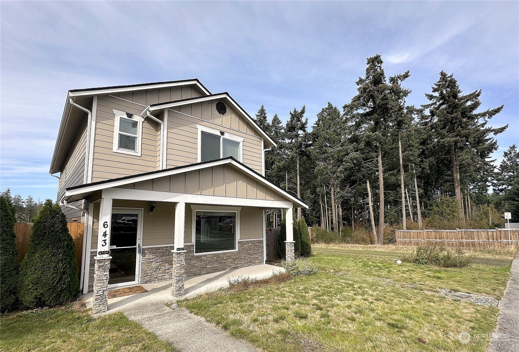 643 NW Oxford Place  Oak Harbor WA 98277 photo