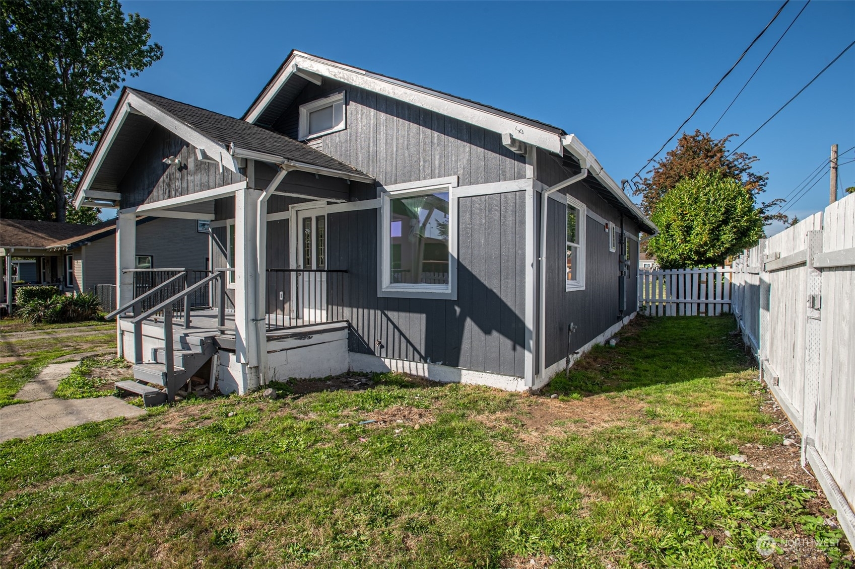 Property Photo:  1715 S 17th Street  WA 98405 