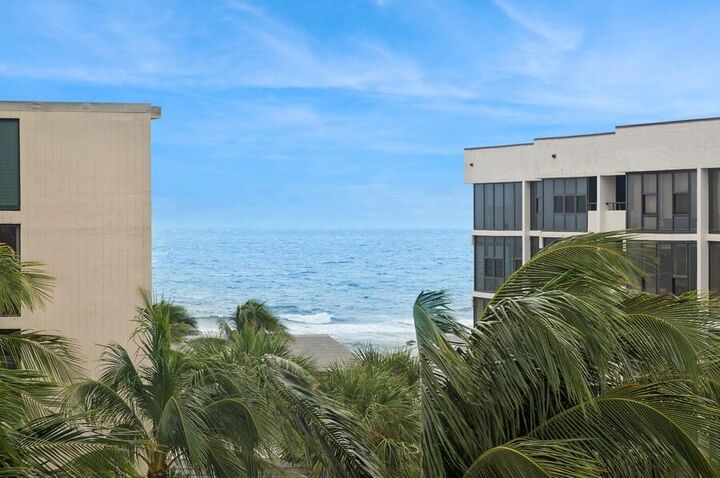 Property Photo: 2200 S Ocean Boulevard 707 FL 33483