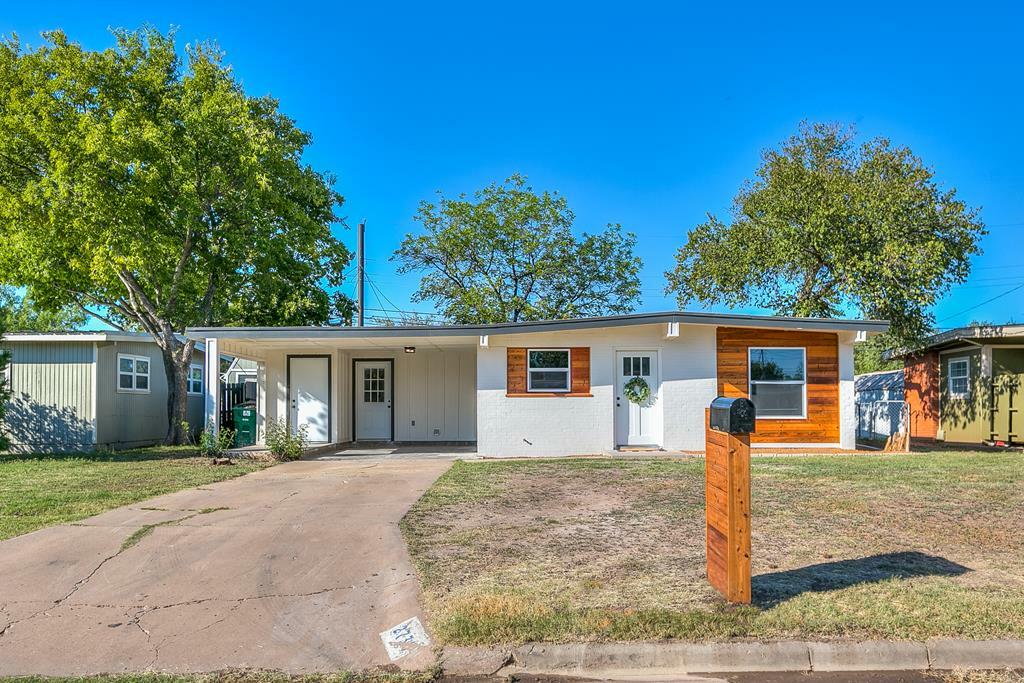 Property Photo:  2730 Southwestern Ave  TX 76904 