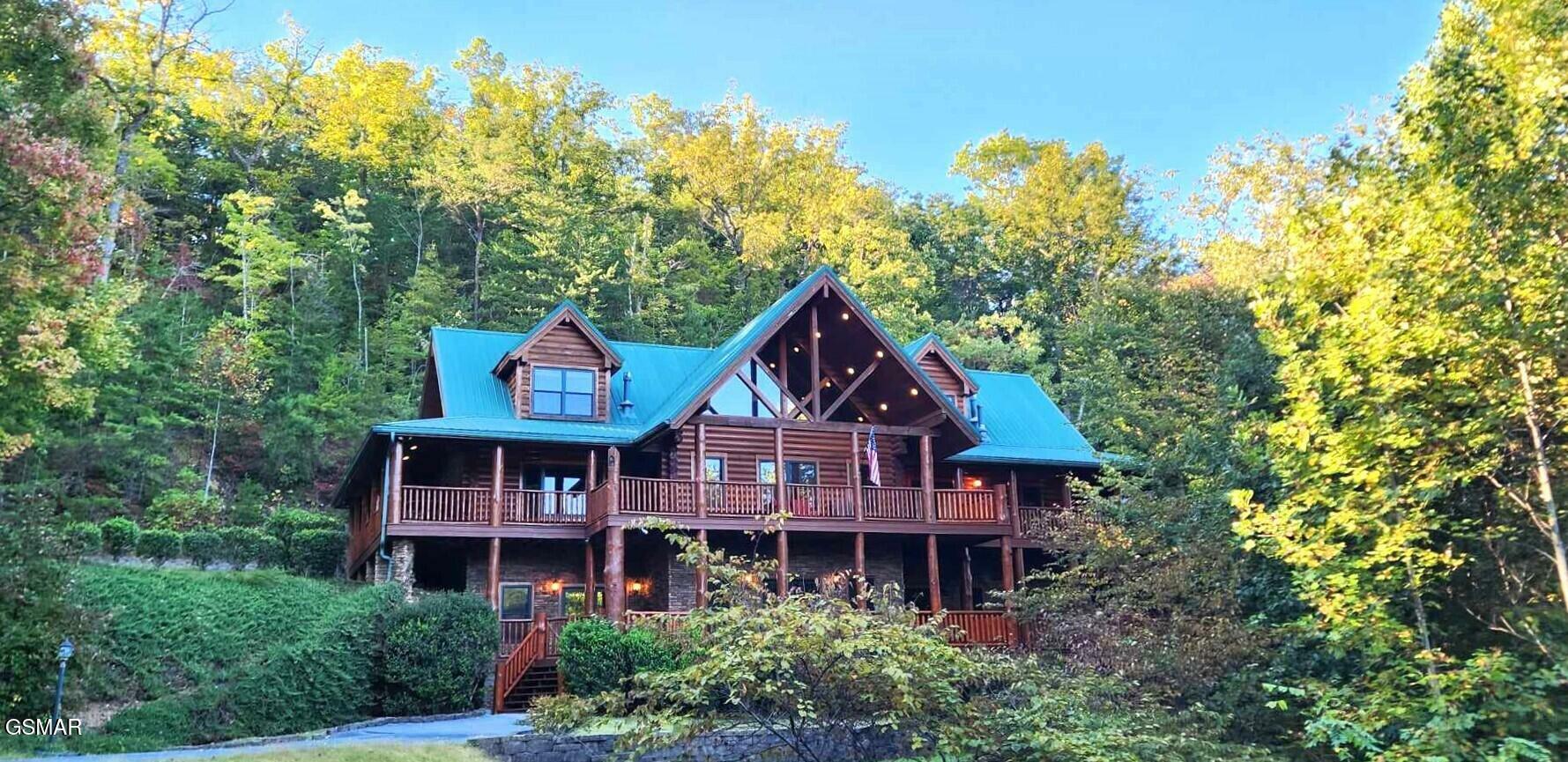 Property Photo:  575 Pinnacle Vista Rd  TN 37738 