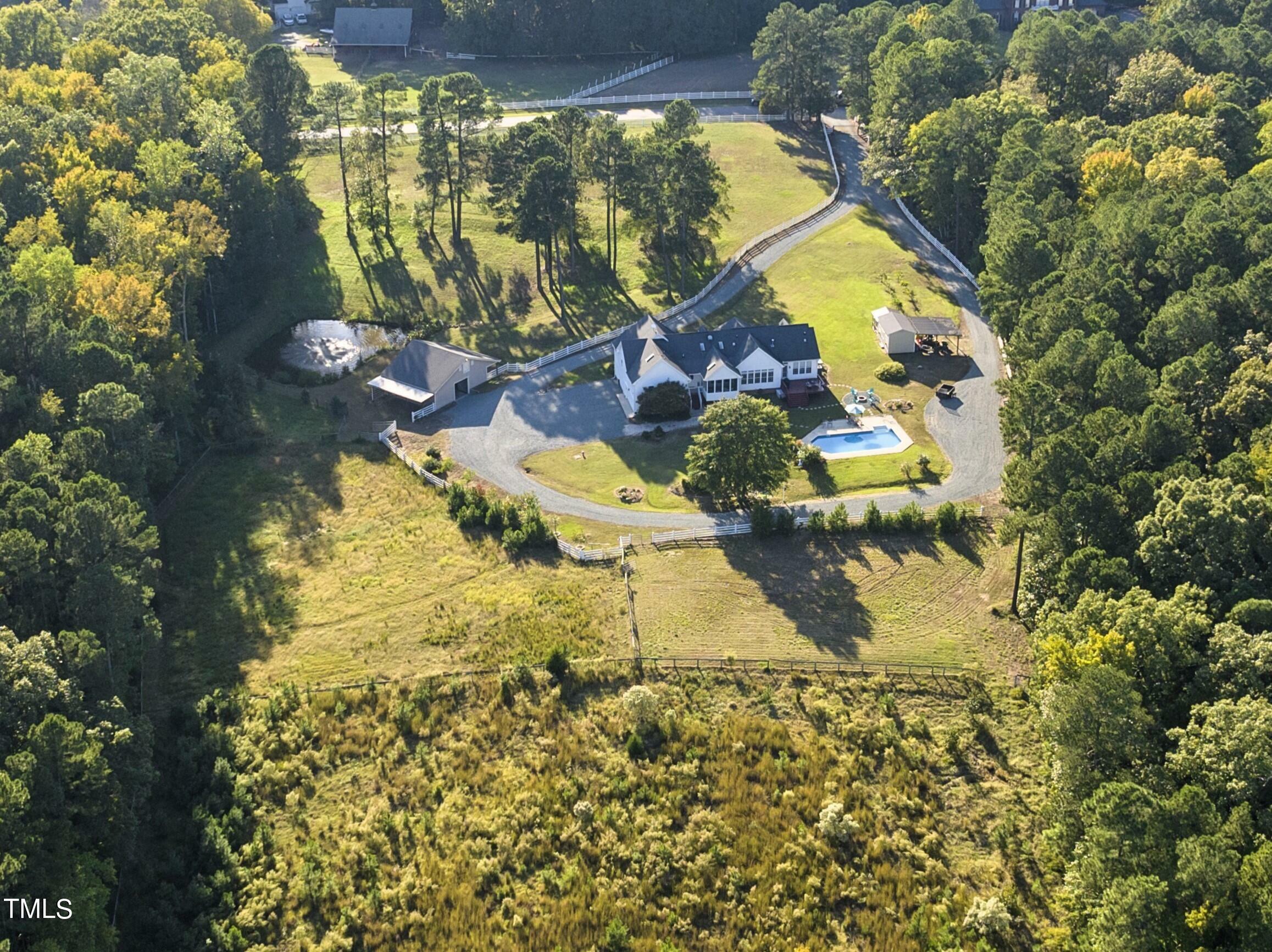 Property Photo: 156 Markham Plantation NC 27523