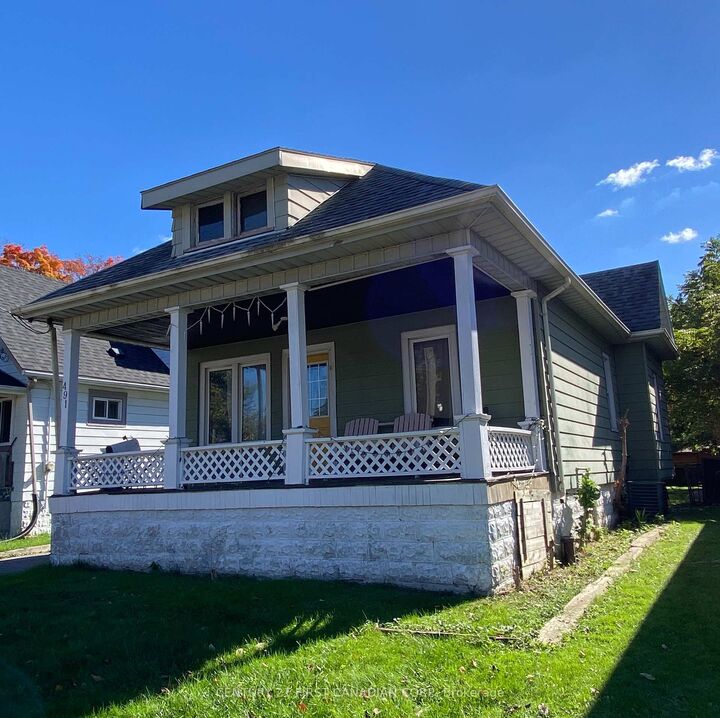 Property Photo: 491 Wellington Street ON N7T 1J1