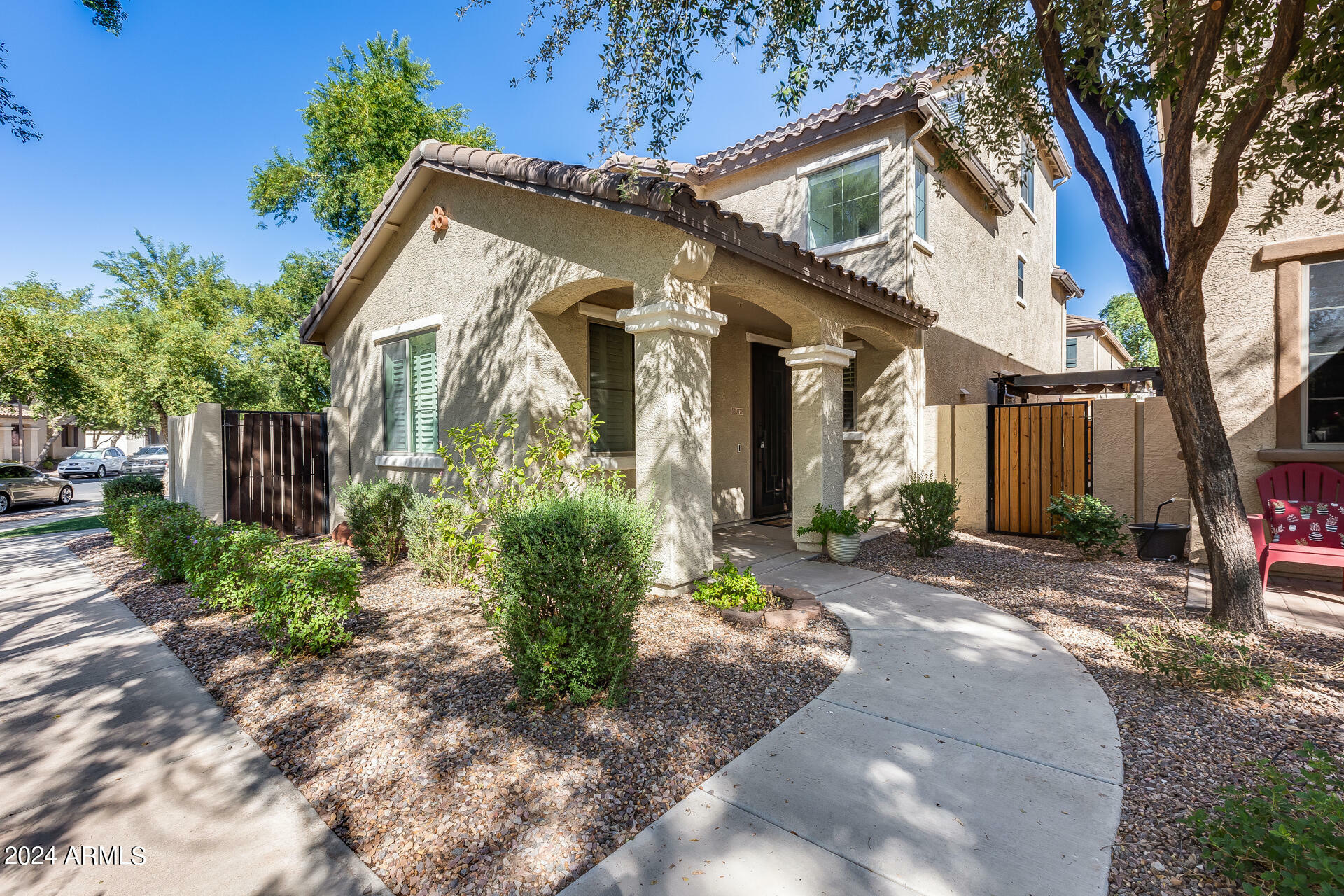 Property Photo: 3778 E Santa Fe Lane AZ 85297