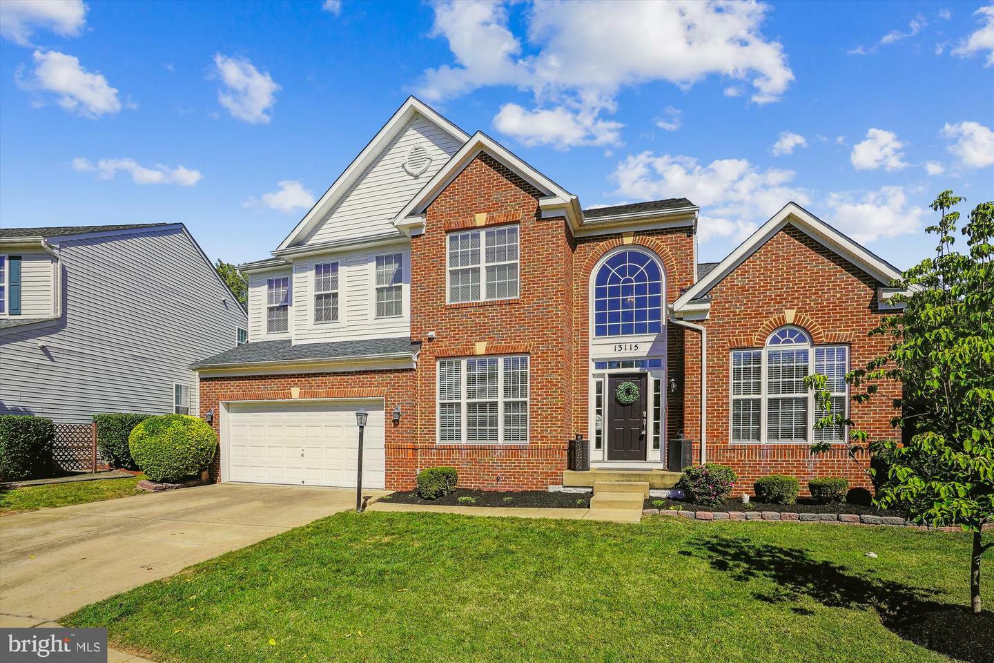 Property Photo:  13115 Bigleaf Maple Court  VA 20155 