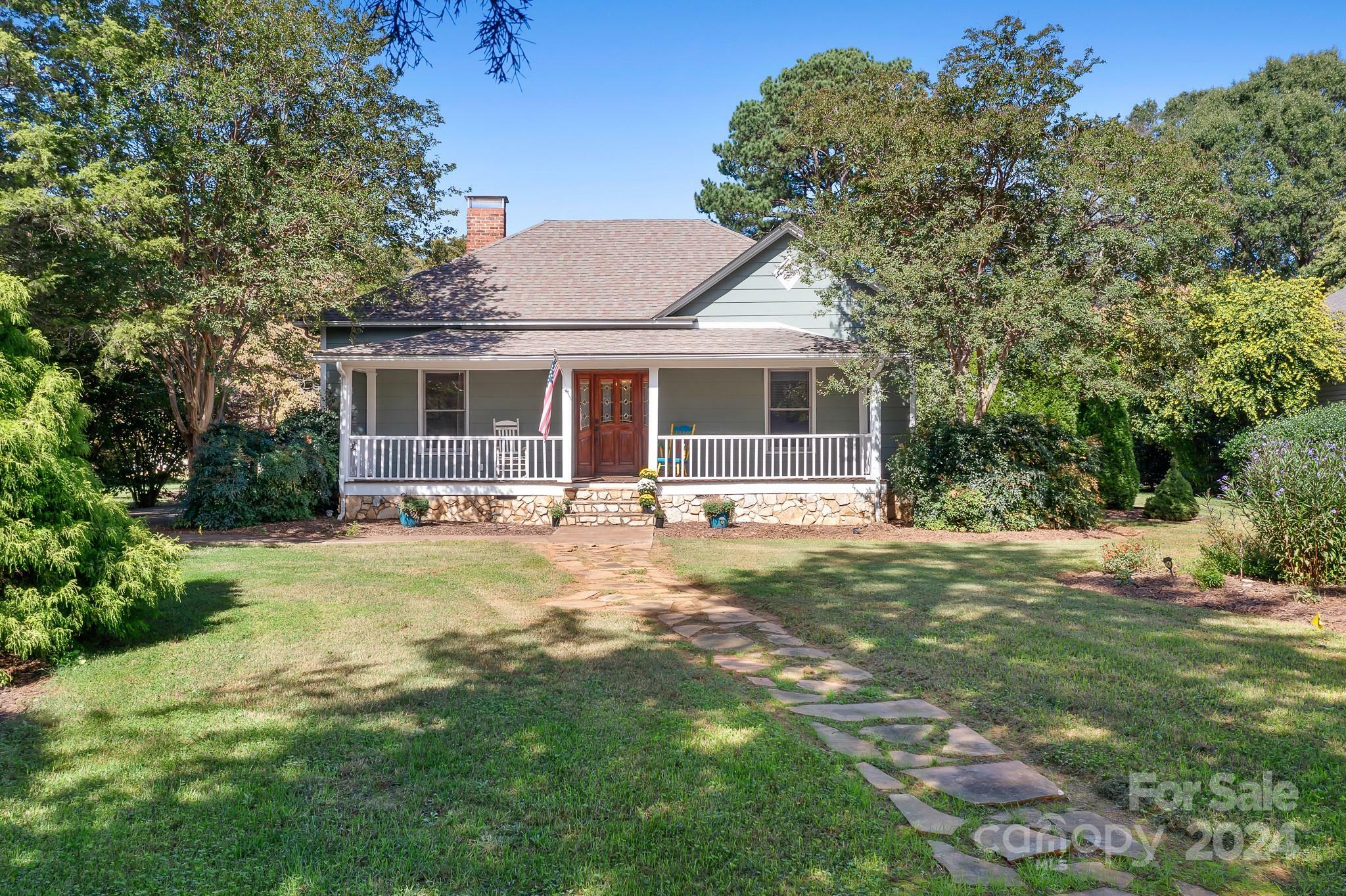 Property Photo:  114 Holbrook Street  NC 28078 