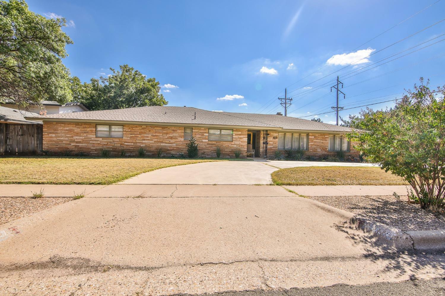 Property Photo:  3713 68th Street  TX 79413 