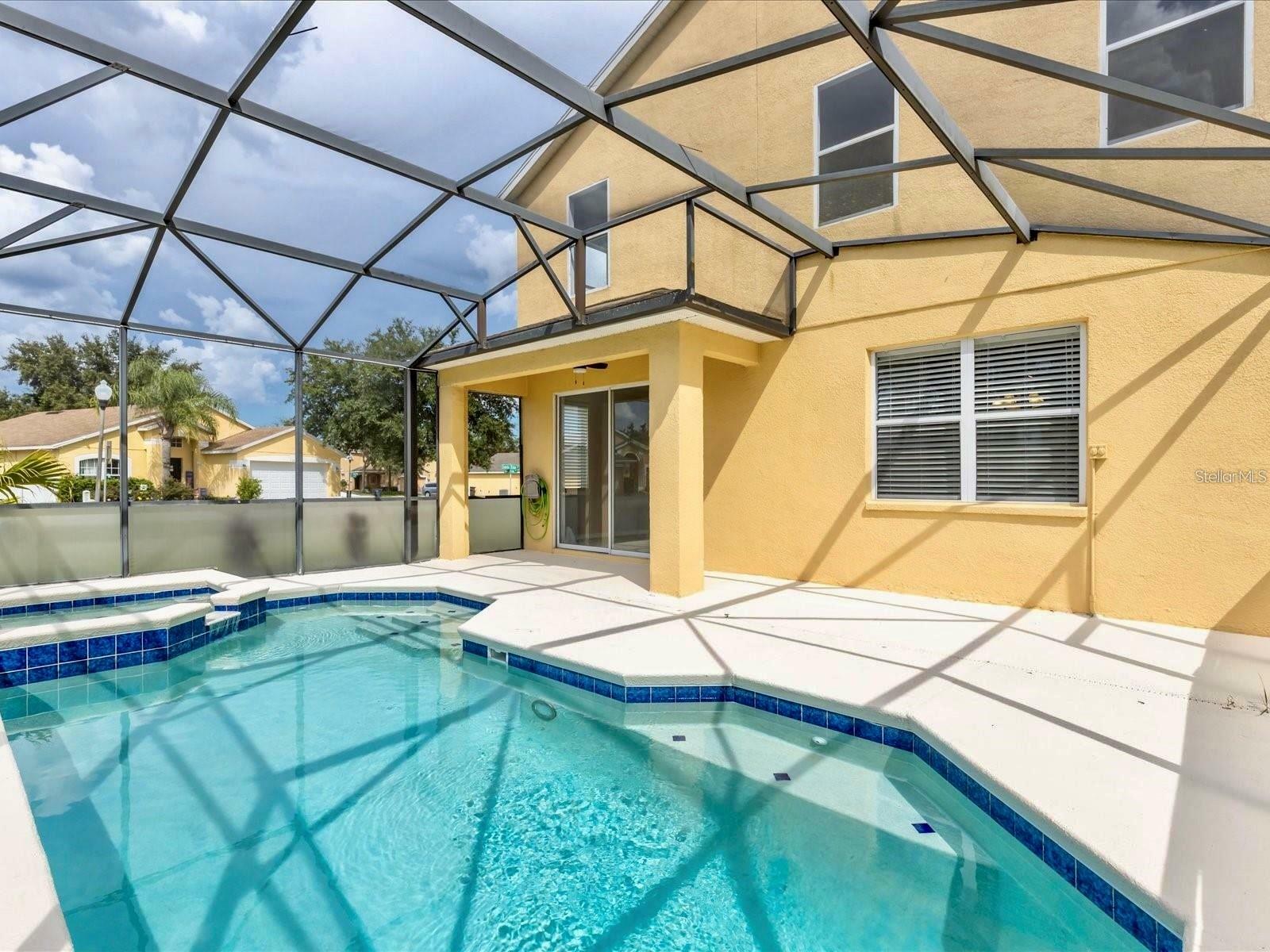 Property Photo:  1675 Royal Ridge Drive  FL 33896 