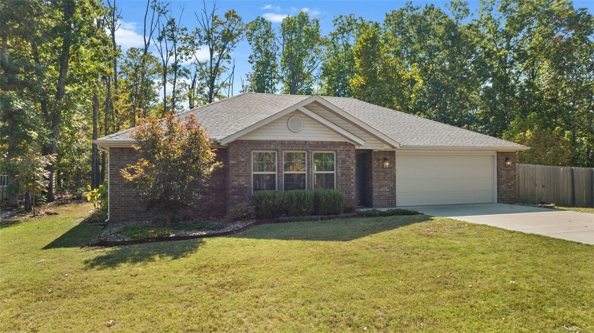 Property Photo:  3 Stucky Lane  AR 72715 