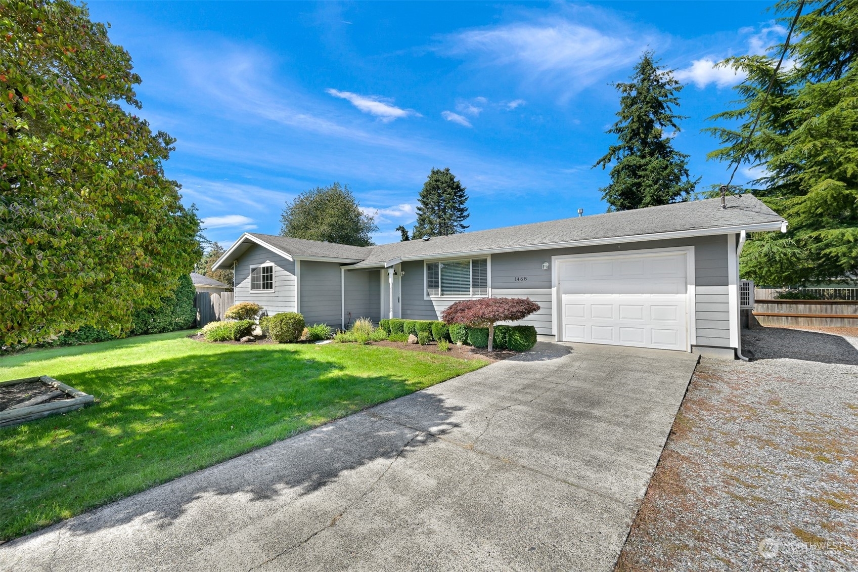 Property Photo:  1468 Crestview Road  WA 98248 