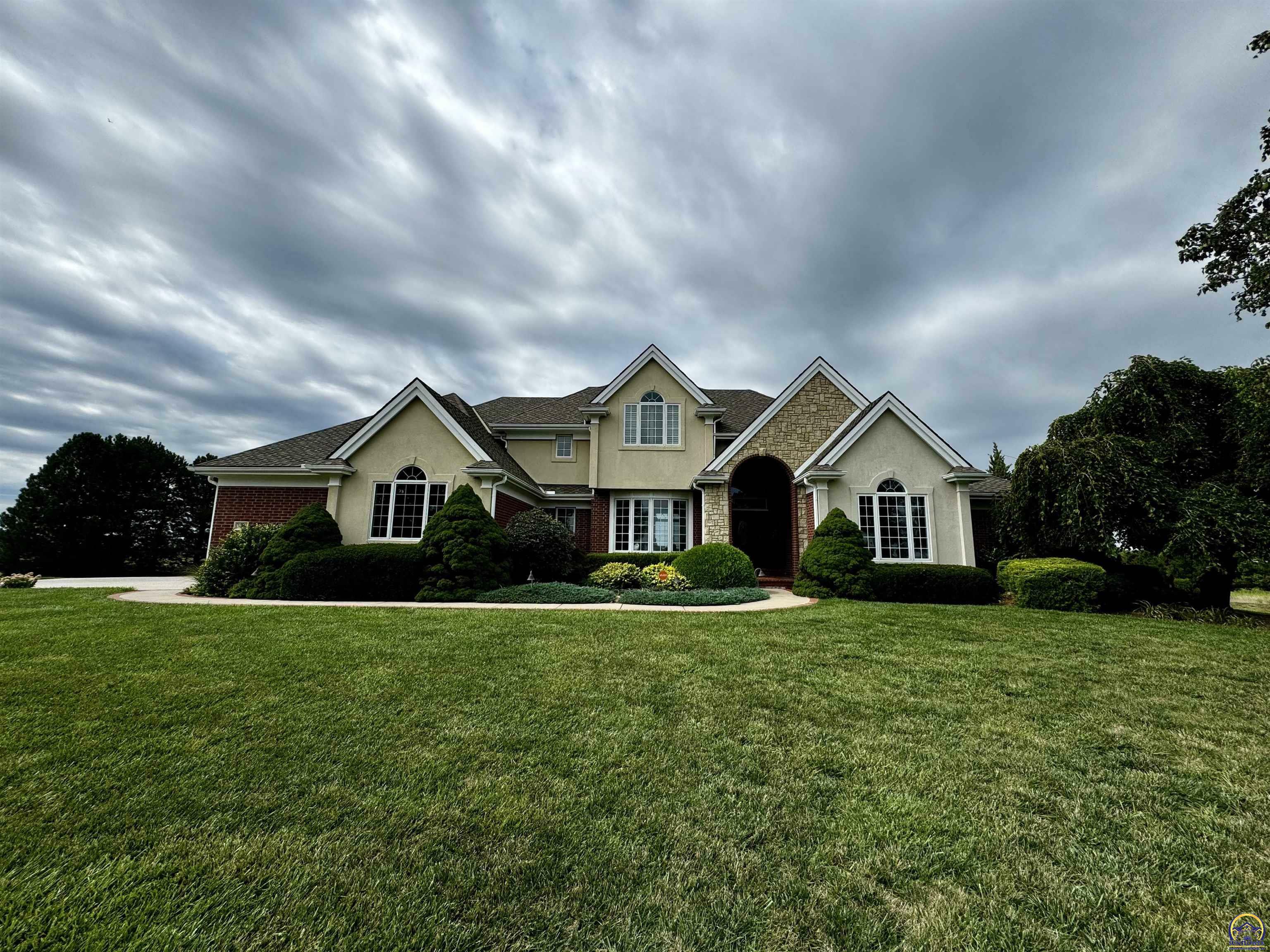 Property Photo: 3541 Windsor Cir KS 66801