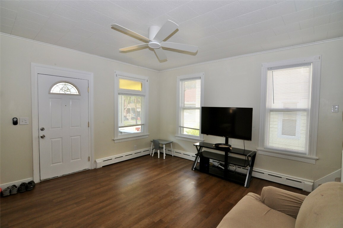 Property Photo:  7 Pearl Avenue  NY 13903 