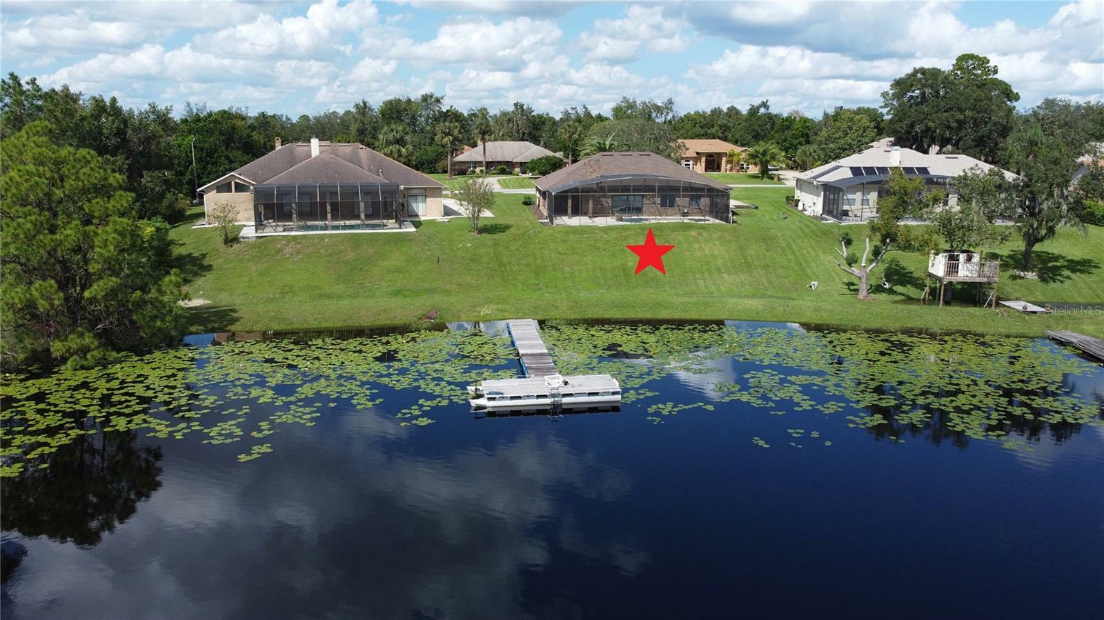 Property Photo: 2121 Watersedge Drive FL 32738