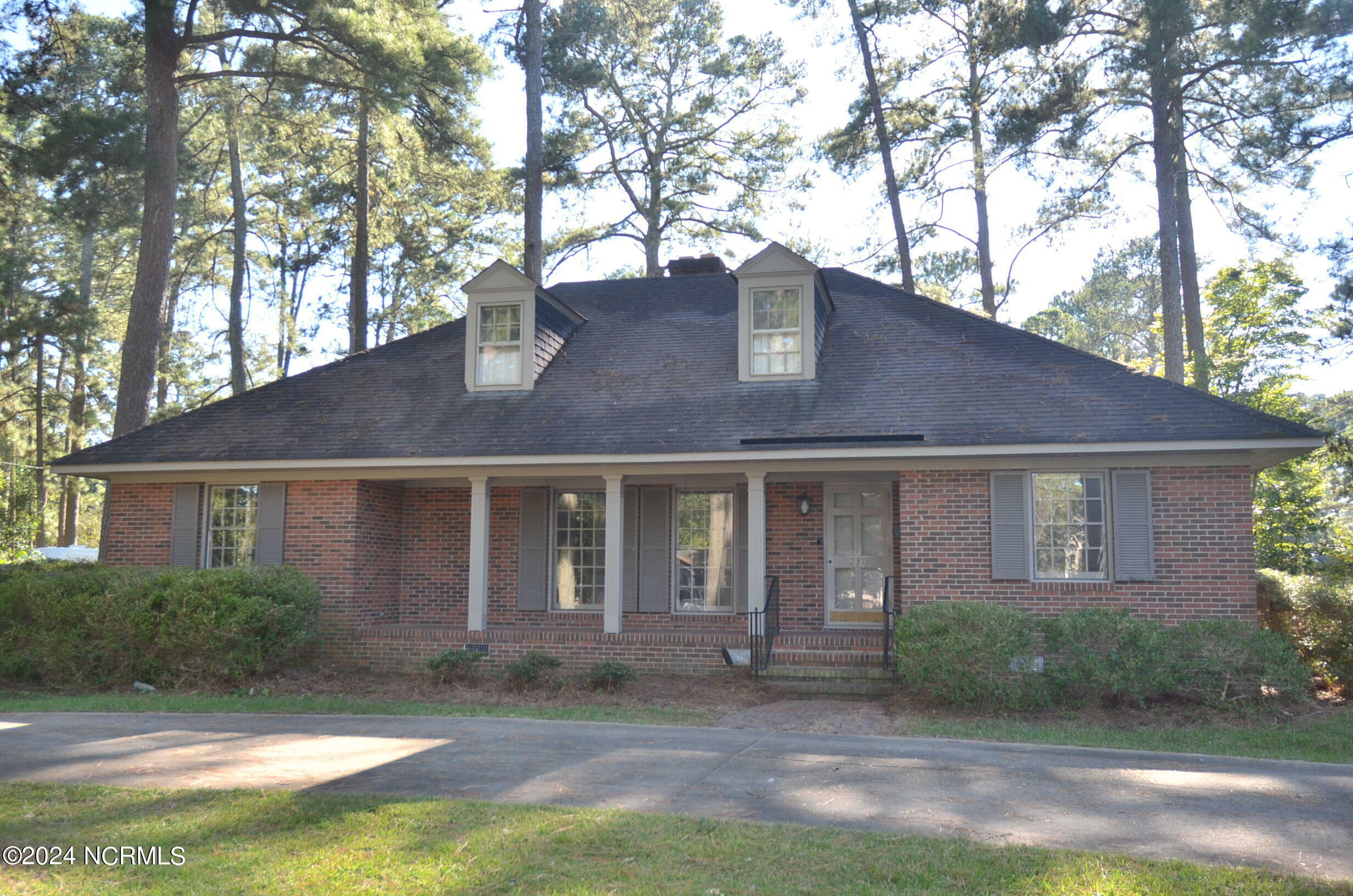 Property Photo:  237 Clifton Road  NC 27804 