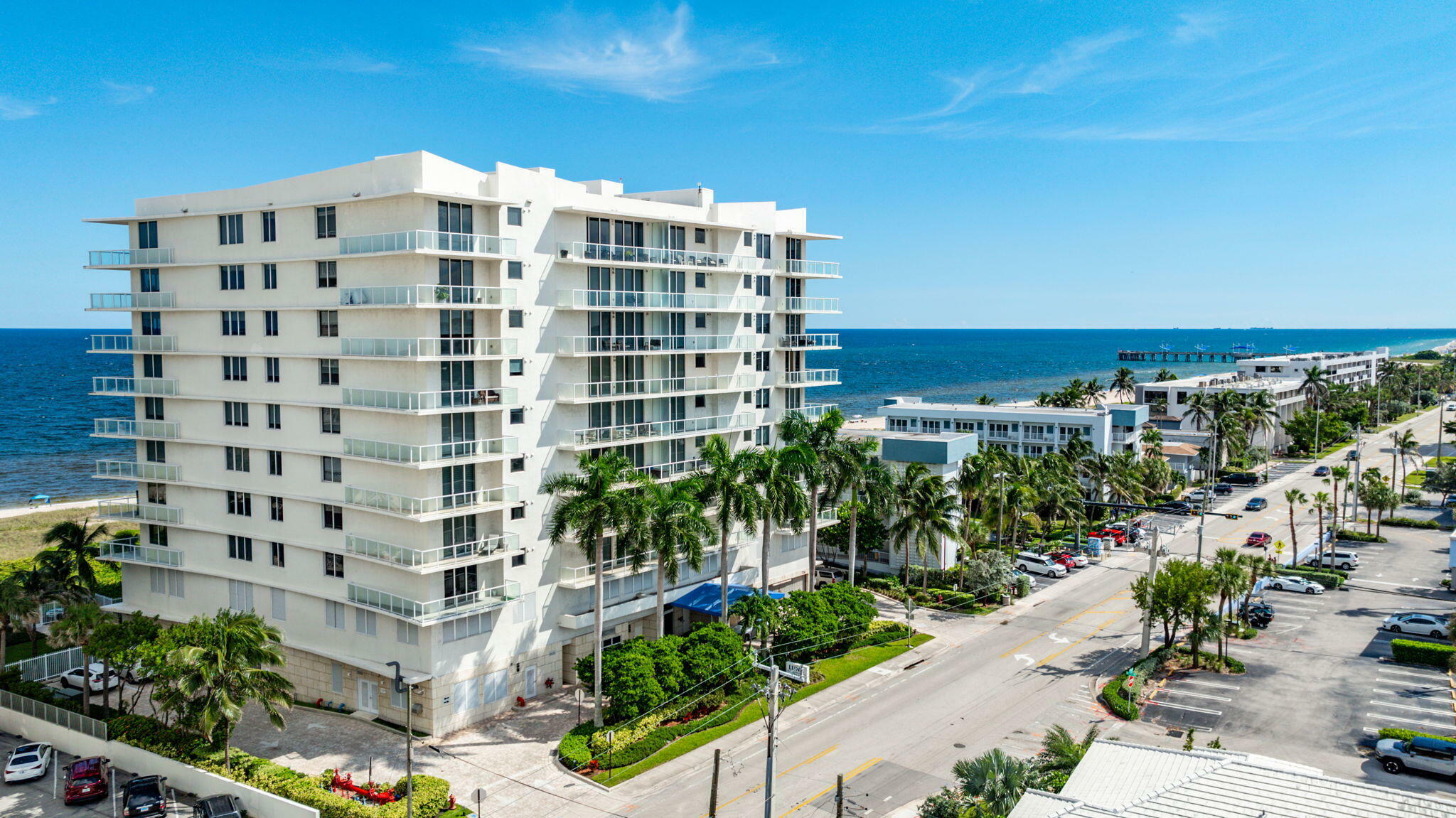 Property Photo: 704 N Ocean Boulevard 602 FL 33062