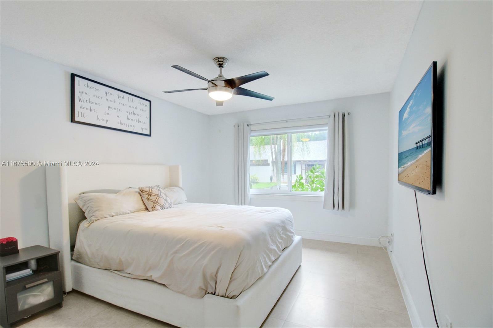 Property Photo:  1610 NW 96th Ter  FL 33024 