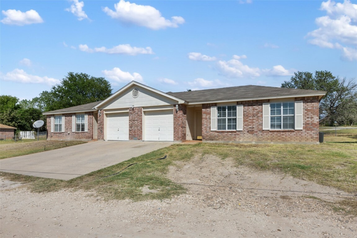 Property Photo:  136 Antelope Lane  TX 76539 