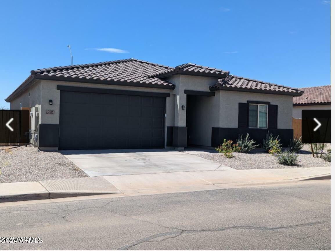 Property Photo: 2535 N Kenna Place AZ 85122